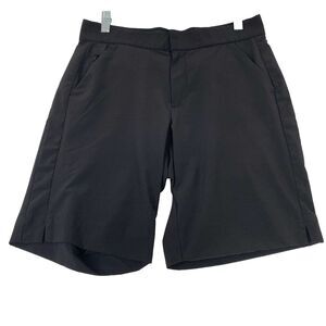 Athleta Women's size 2 Bermuda shorts Black Stretch Performance Mid Rise Zipper